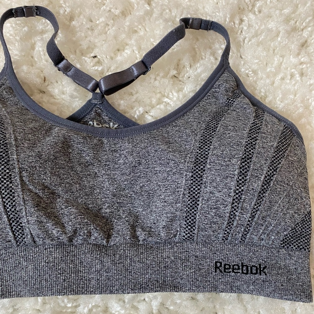 Reebok Sports Bra, size small, like new condition - Picture 6 of 7